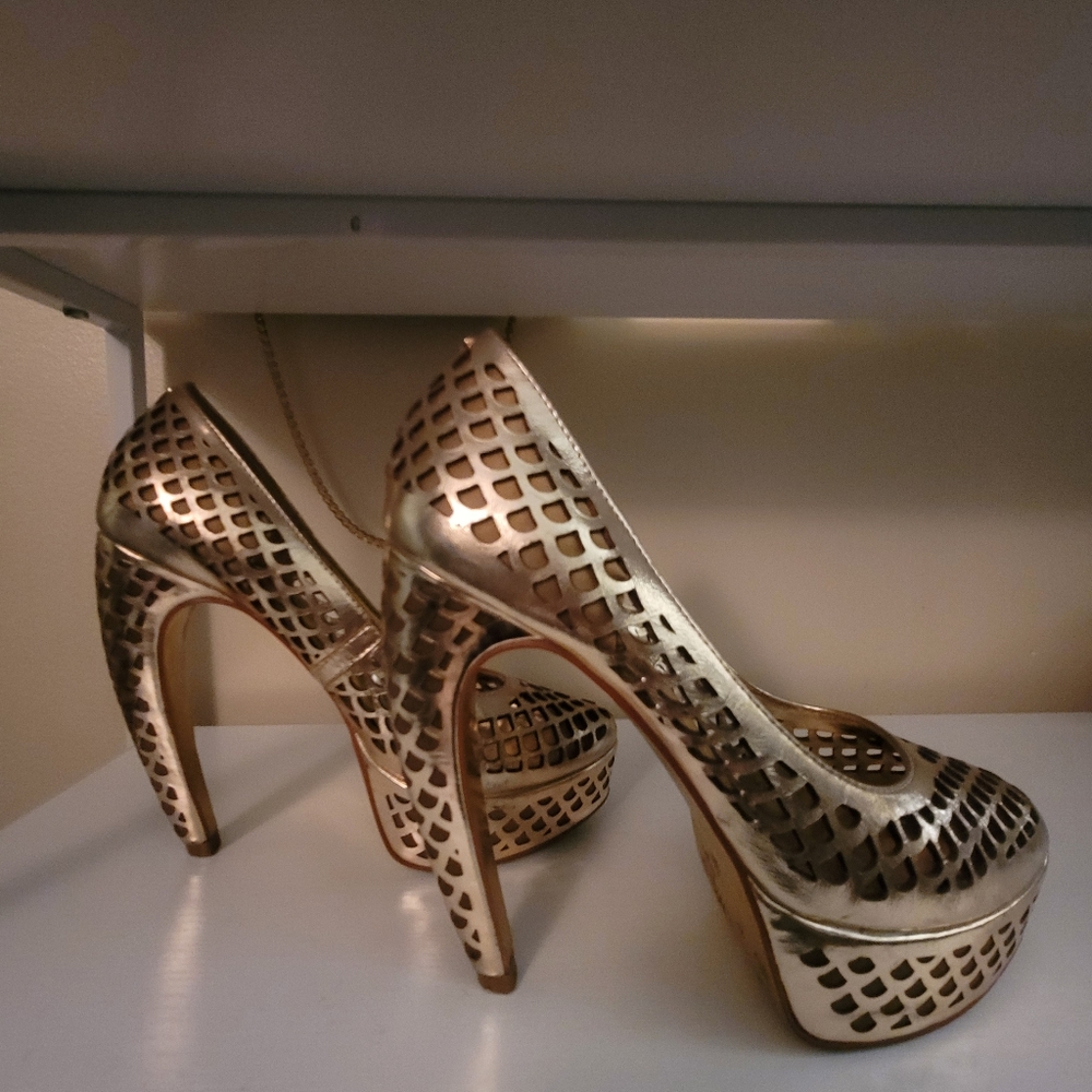 Ted Baker Gold Metallic Leather Heels From UK